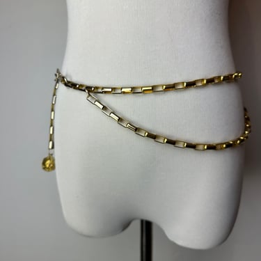 Vintage 60’s 70’s gold chain link belt~ shiny high gloss Gold layered links~ low waist/ hip belt~ larger size 35” 