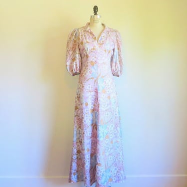 1970's Pastel Lavender and Blue Floral Long Maxi Dress 70's Spring Summer Hippie Boho Prom Dresses  36 Bust 30 Waist Size Medium 