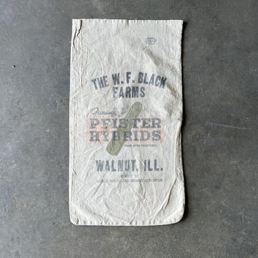 Vintage 1950s Pfister Hybrids WF Black Farms Seed Sack Walnut, IL 