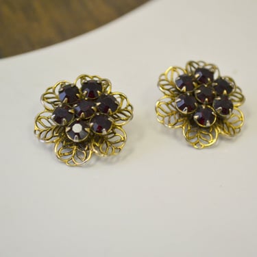 1950s Garnet Red Rhinestone Clip Earrings 