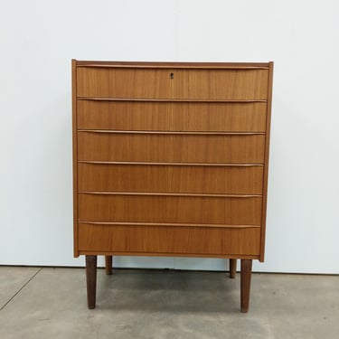 Vintage Danish Mid Century Modern Teak Dresser 