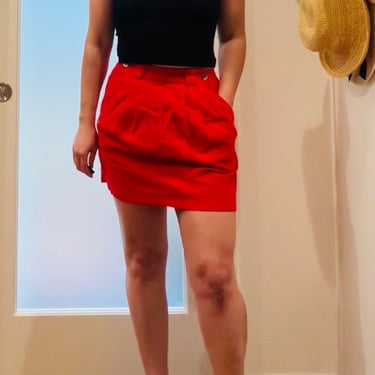 Corduroy pleated red mini skirt with pockets 