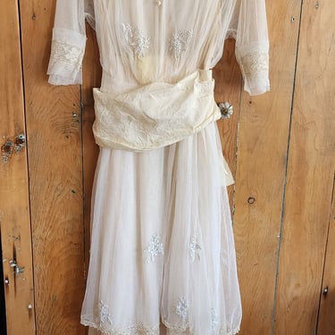 Edwardian 1910s Dress Marshall Fields Beige Embroidered Gauze 