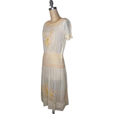 1920s Hungarian embroidered dress 
