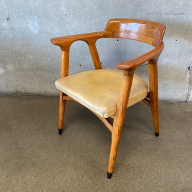 1960s Mid Century Modern Oak Arm Chair With Leather Seat By Gunlocke