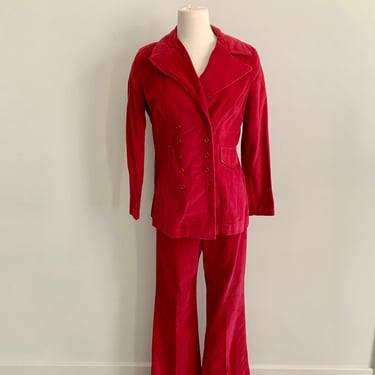 Cranberry plush cotton vintage 1970s double breasted pantsuit-size 8 (marked 11/12) 