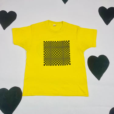 1980s Op-Art print T-shirt 80s soft thin semi-sheer Screen Stars psychadelic graphic printed checkerd tee yellow black skater size L 50/50 