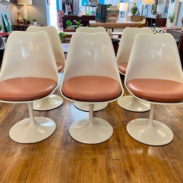 Set of 6 Saarinen Tulip Chairs for Knoll 1960s