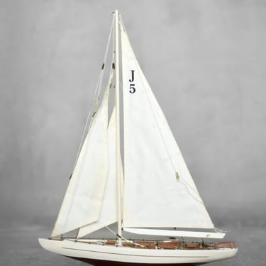 Vintage Mid-Century Scandinavian Modern Wooden J-Class Ranger J5 Yacht Model, 1960s 