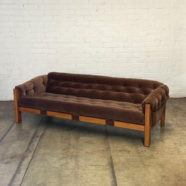 Osasco Sofa - Pecan Velvet 