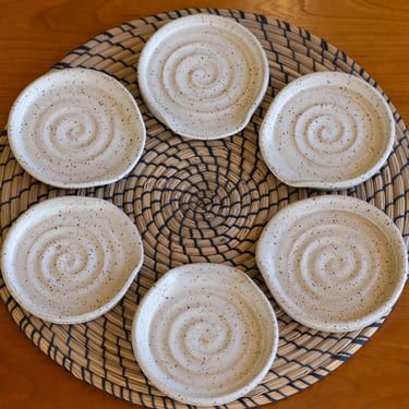 White Ceramic Spoon Rest | Handmade Pottery | Speckled Clay | Soap Dish | Wheel Thrown | Ladle Rest | Kitchenware | Foodie Chef Cook Gift 