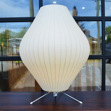 George Nelson Pear Bubble Tripod Lamp for Modernica