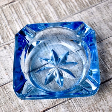 Vintage Colored Glass Ashtray Home Decor Vintage Gift Blue Glass Ashtray 