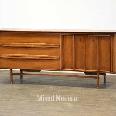 Walnut Mid Century Modern Dresser 