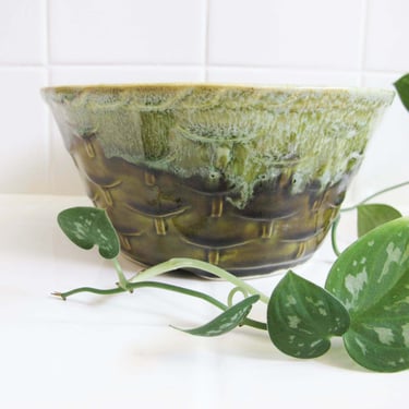Vintage 60s Judy California Green Ceramic Dripglaze Pot - Round Basketweave 1960s Avocado Green Indoor Planter Pottery 
