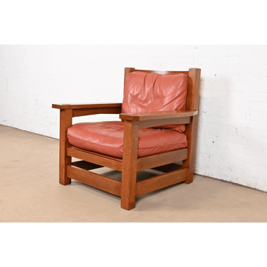 Stickley Mission Arts & Crafts Oak and Leather Lounge Chair