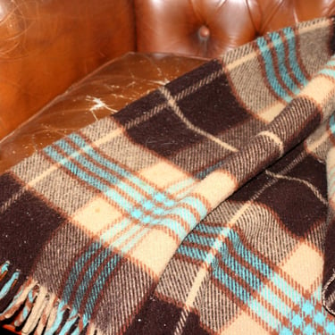 vintage Amana Woolen Mills blanket 