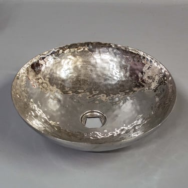 Contemporary Round Hammered Stainless Steel Sink