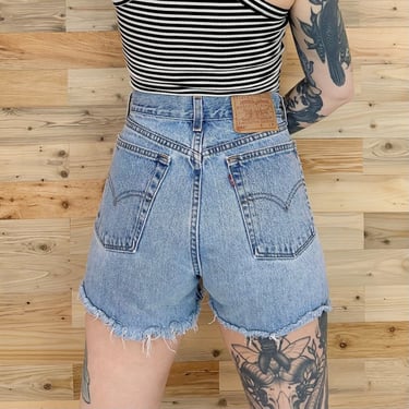 Levi's 560 Cut Off Jean Shorts / Size 30 