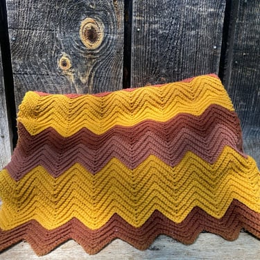 Handmade Crochet Blanket -- 1970s Crochet Blanket - Burnt Colored Blanket -- Crochet Blanket -- Crochet Throw - 1970s Throw -- Vintage Throw 