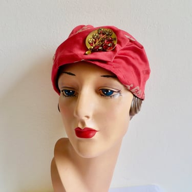 1920's Coral Red Damask Silk Turban Cloche Hat Flapper Great Gatsby Style Handmade 
