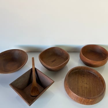 Vintage Hand Carved Wooden Bowls -Set of 5 