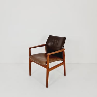 Danish teak and leather chair by Grete jalk for Glostrup Möbelfabik, 1960s 