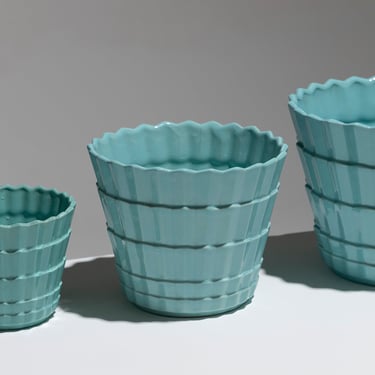 SET DE 3 VASES "PLISSÉS" EN CÉRAMIQUE TURQUOISE, SAINT-CLEMENT, 1950s