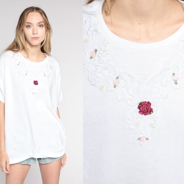 Rosette Shirt 90s White Lace Applique Rose T-Shirt Retro Pearl Beaded Floral Tee Short Ruched Sleeve Top Single Stitch Vintage 1990s Large L 