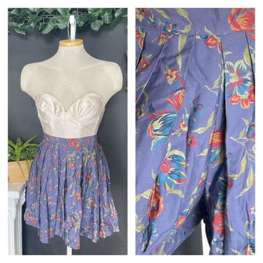 1980s 90s 1990s Vintage Floral Pleated Skort Shorts Mini Skirt 