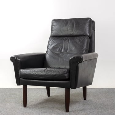 Leather and Teak Danish Lounge Chair - (321-255) 