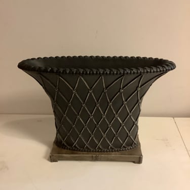 Metal Lattice Pattern Planter
