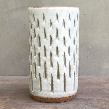 Ceramic Carved Vase White “Snow”- 6.75