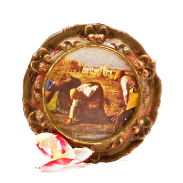 VINTAGE: Small Round Ornate Plastic Frame - Florentine Gold Gilt Style - SKU 22-C-00016306 