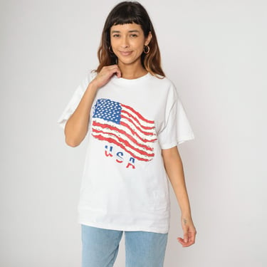 Vintage American Flag TShirt 90s USA T Shirt Patriotic United States Retro Crewneck T Shirt 1990s White Fruit of the loom Medium M 