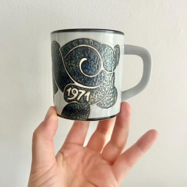 Vintage Royal Copenhagen 1971 Annual Mug Small demitasse size Designed By Hans Andersen 