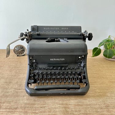 Vintage 1948 Remington Rand KMC Black Matte Typewriter 