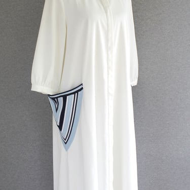 Modern - White -  Kaftan - Shirt Dress - Resort -  Marked size Medium -  Crochet Pockets  - by The Collective 