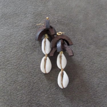 Eclectic wooden and cowrie shell earrings 