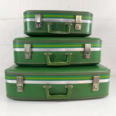 Vintage Bantam Travelware Flower Suitcase Green Rainbow