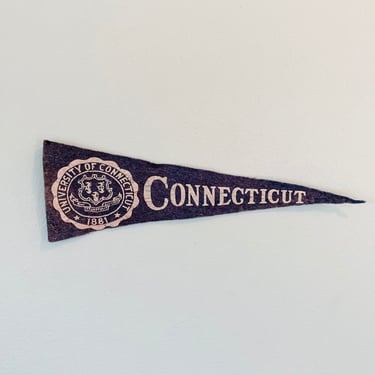 Vintage University of Connecticut Mini 9 inch Pennant 