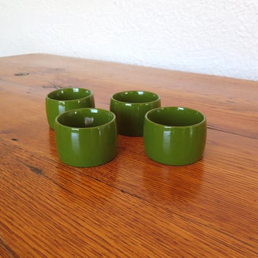 Vintage Japanese Lacquer Napkin Rings Set of 4 Avocado Green 