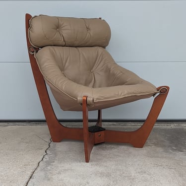 Vintage Modern Luna High Back Sling Chair by the Hjellegjerde Group of Norway 