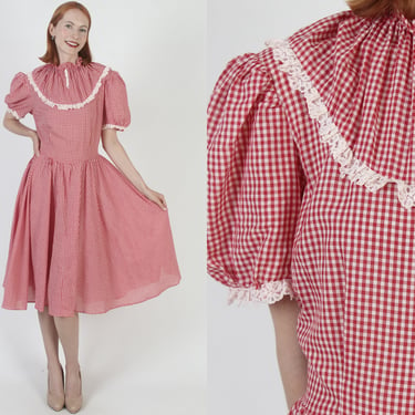 70s Red Gingham Dress Americana Picnic Saloon Outfit Country Waitress Square Dancing White Lace Eyelet Trim 