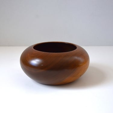 Vintage Artisan Handmade Organic Modern Low Oval Wood Bowl, 8