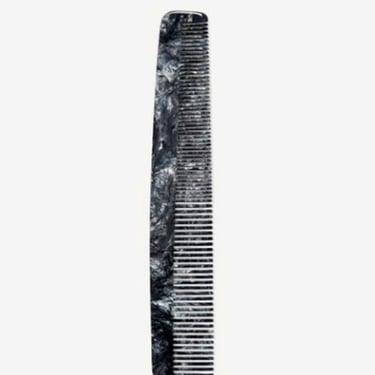 No. 1 Comb in Obsidian