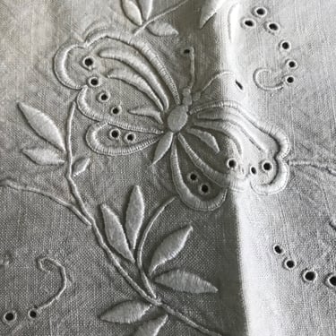 French Linen Sideboard Buffet Runner, Floral Embroidery, Butterfly, Lace, Shelf Pelmet, French Country Farmhouse Chic, Historical Textiles 