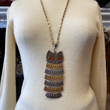 vintage 1960s articulated owl necklace, novelty jewelry, huge statement cabochon 