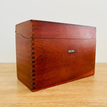 Vintage Globe Wernicke Dovetail Joint File Box Cherry Wood 