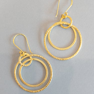 Matte Gold Circles Earrings
